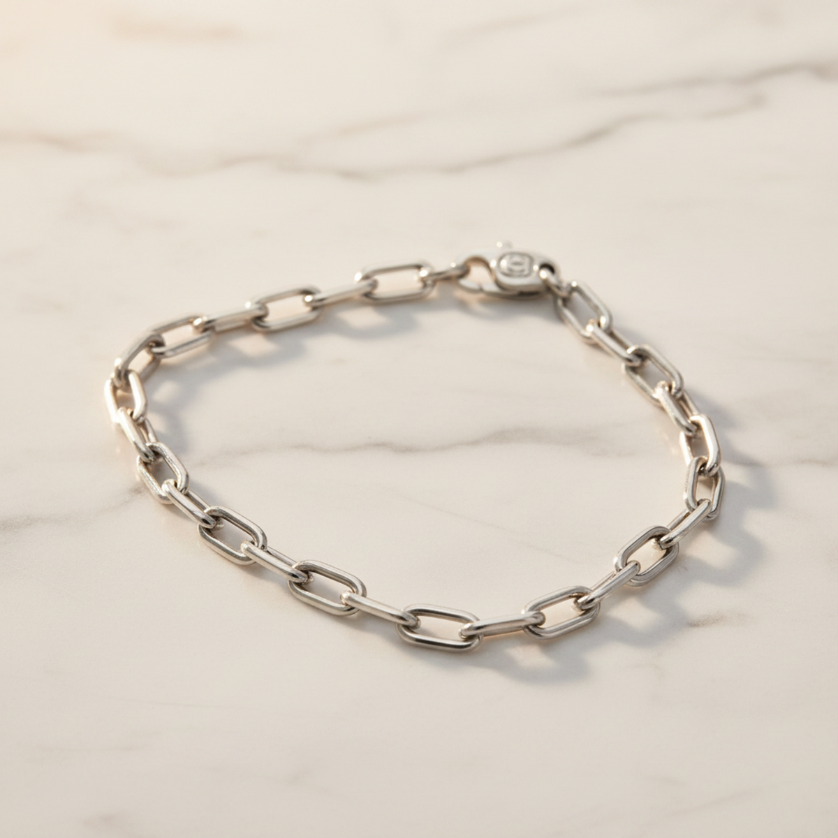 PRE-OWNED Cartier Spartacus · 18K White Gold