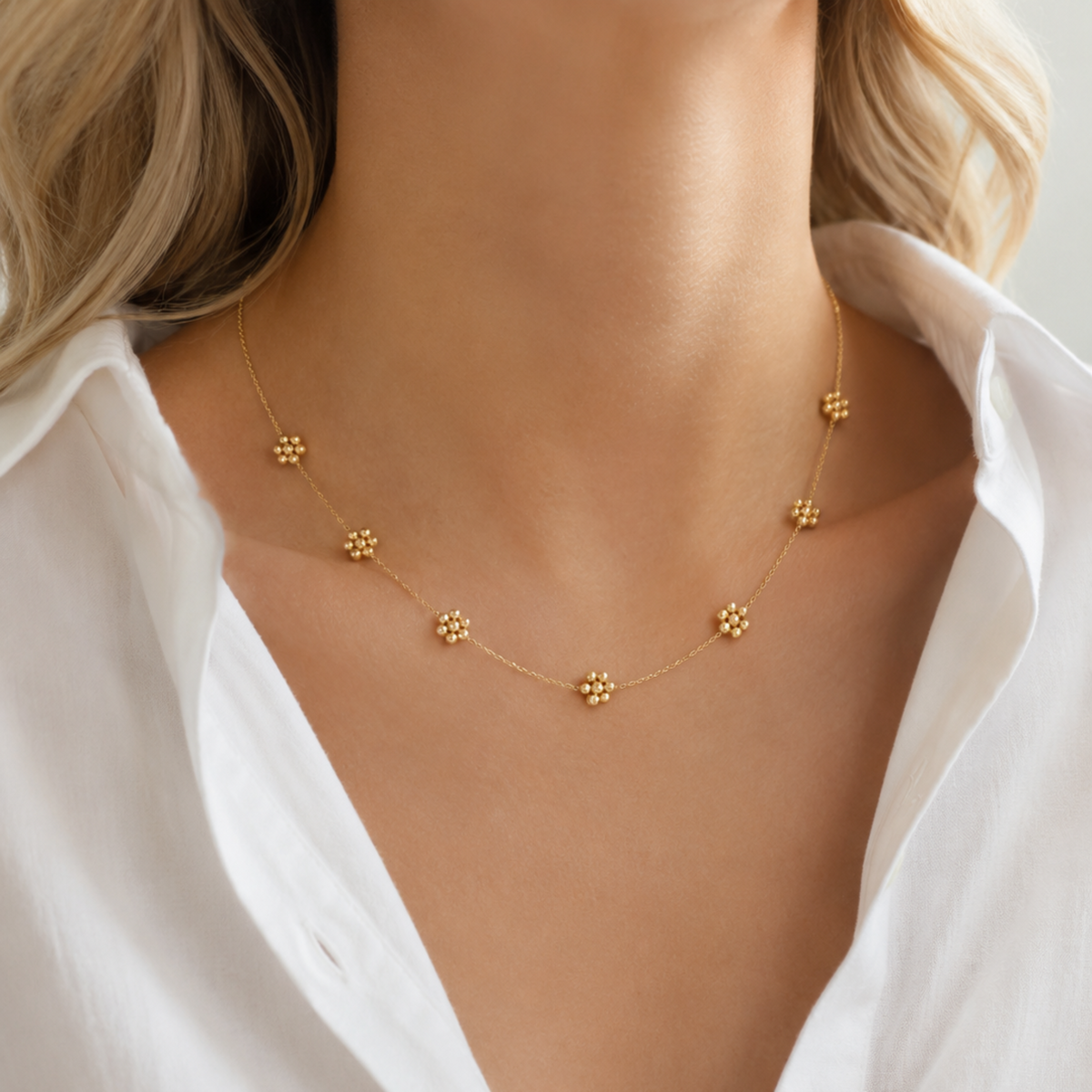 Dainty Golden Bead Flower Necklace - Waterproof Stainless Steel