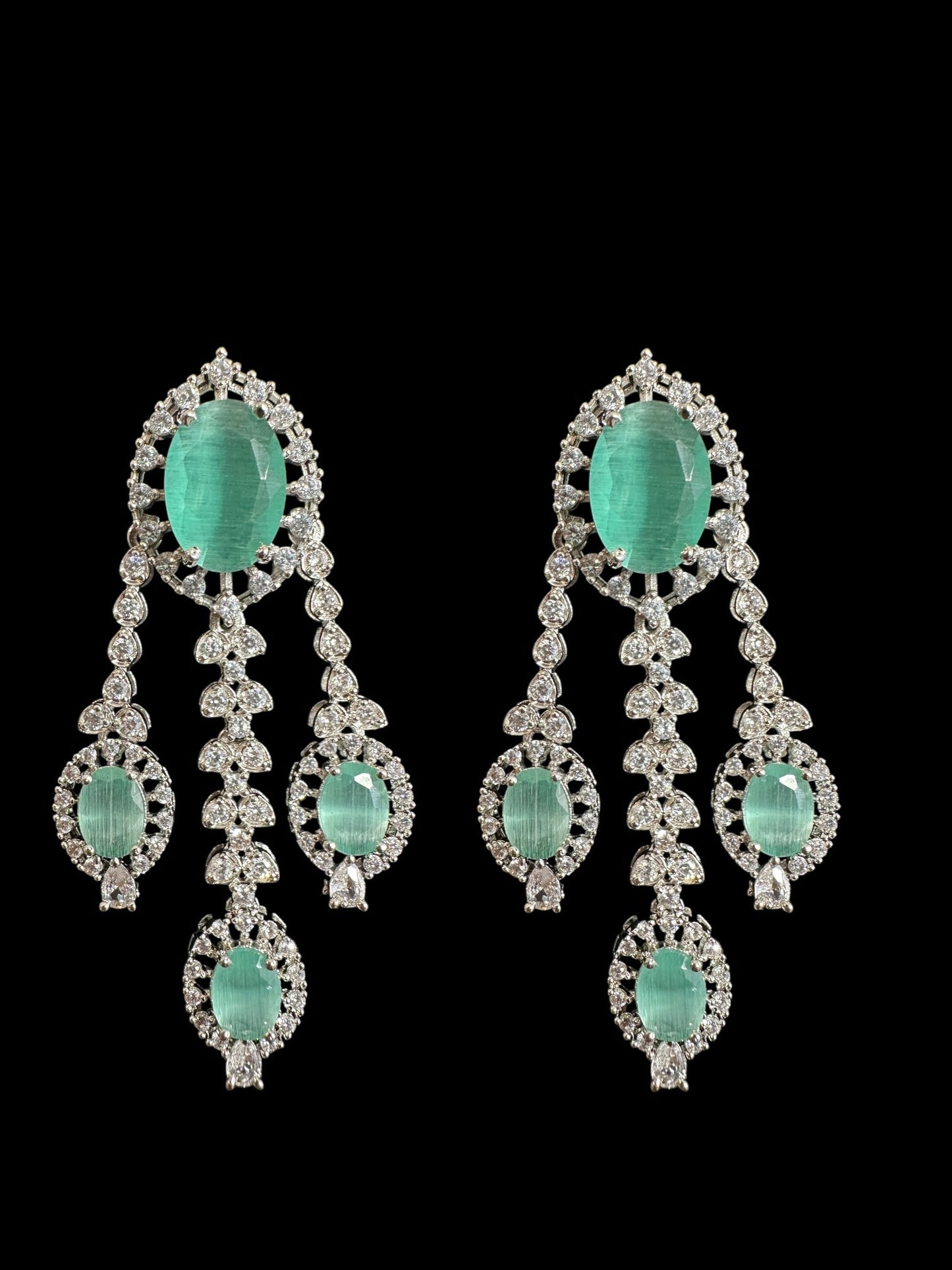 DER750  cz earrings  - Mint blue, silver plated  ( READY TO SHIP )