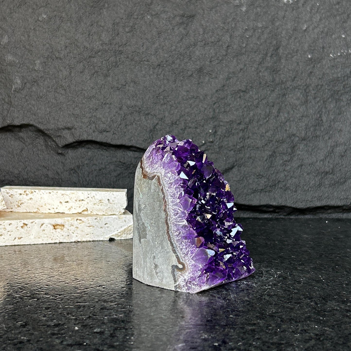 Amethyst with jasper and agate formations