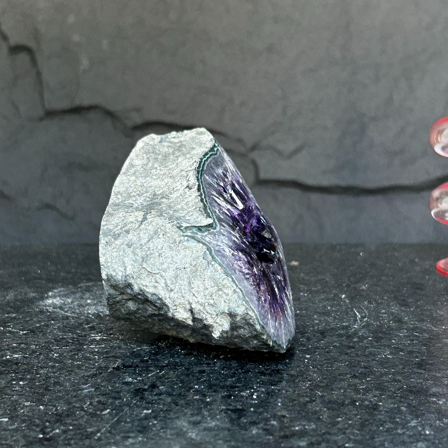 Large crystal amethyst