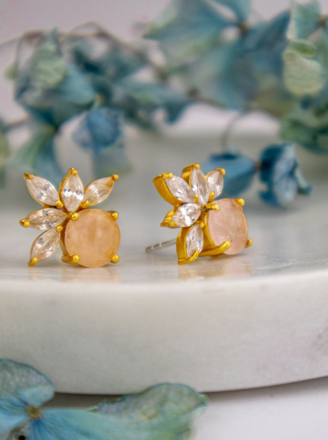 Blooming Fan Studs