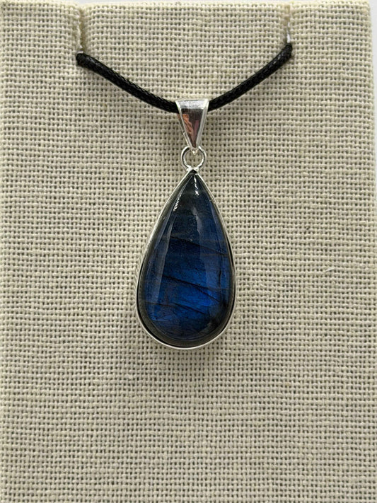 Sterling Silver Teardrop Labradorite Pendant