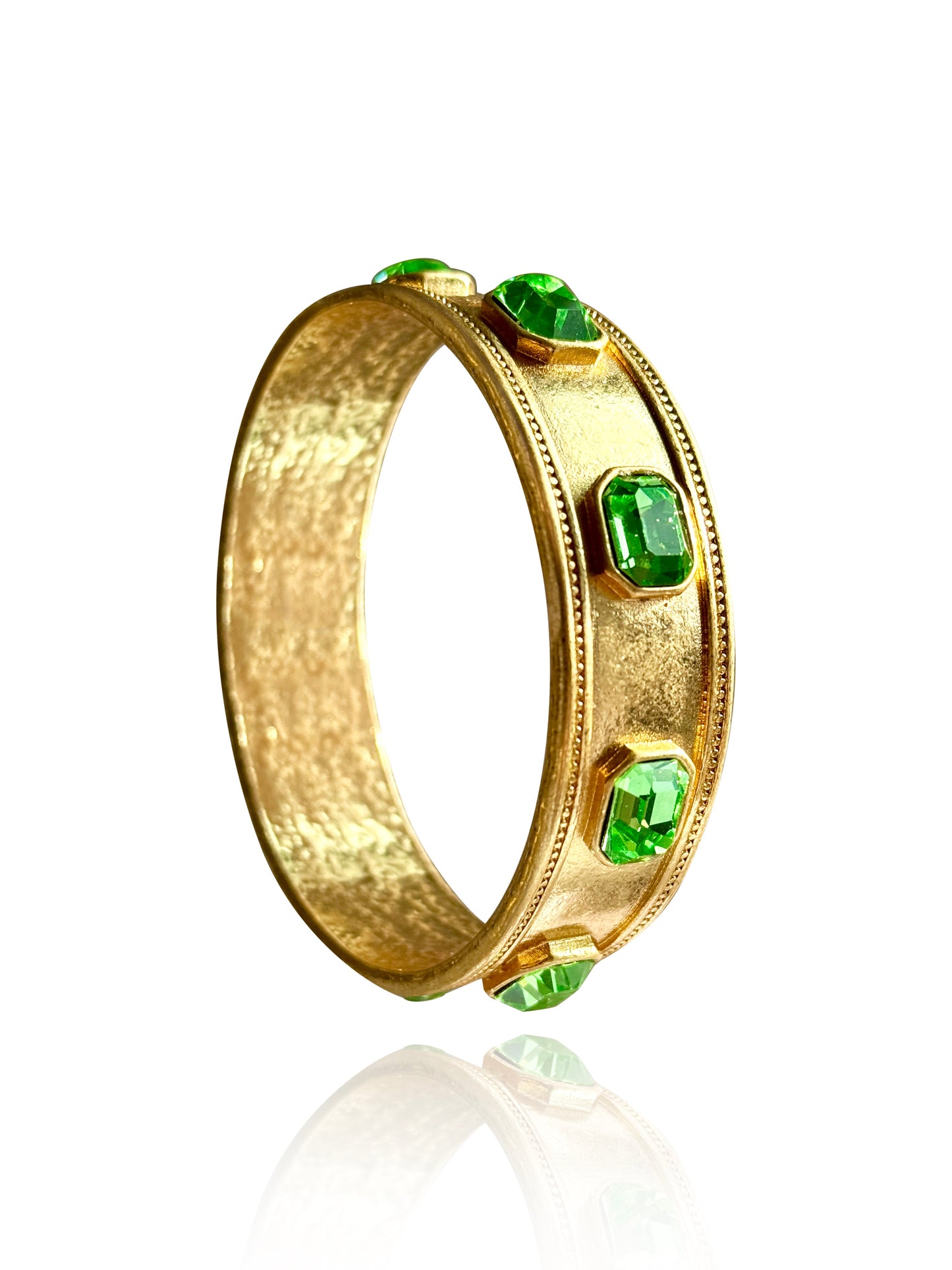 Eliza Bangle
