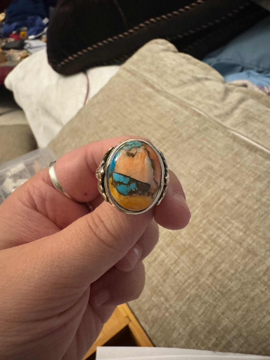Spiny Oyster Turquoise Ring with Scrollwork Sides – Sterling Silver – Size 11 – Creativity & Flow