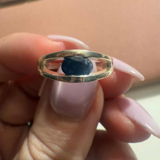 Sterling Silver Open-Band Sapphire Ring – Size 5
