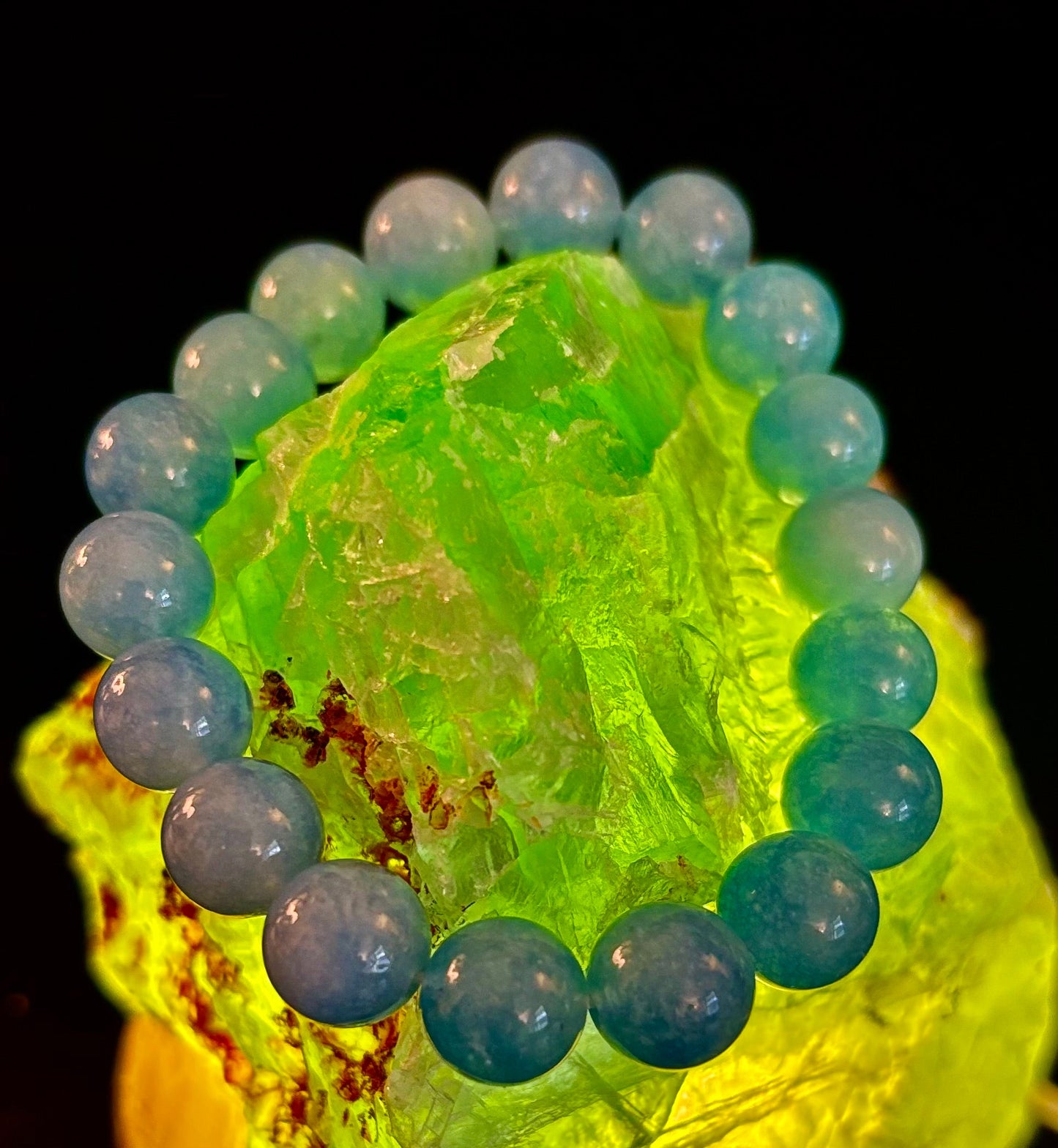 Natural Aquamarine Beaded Bracelet – Embrace tranquility and clarity