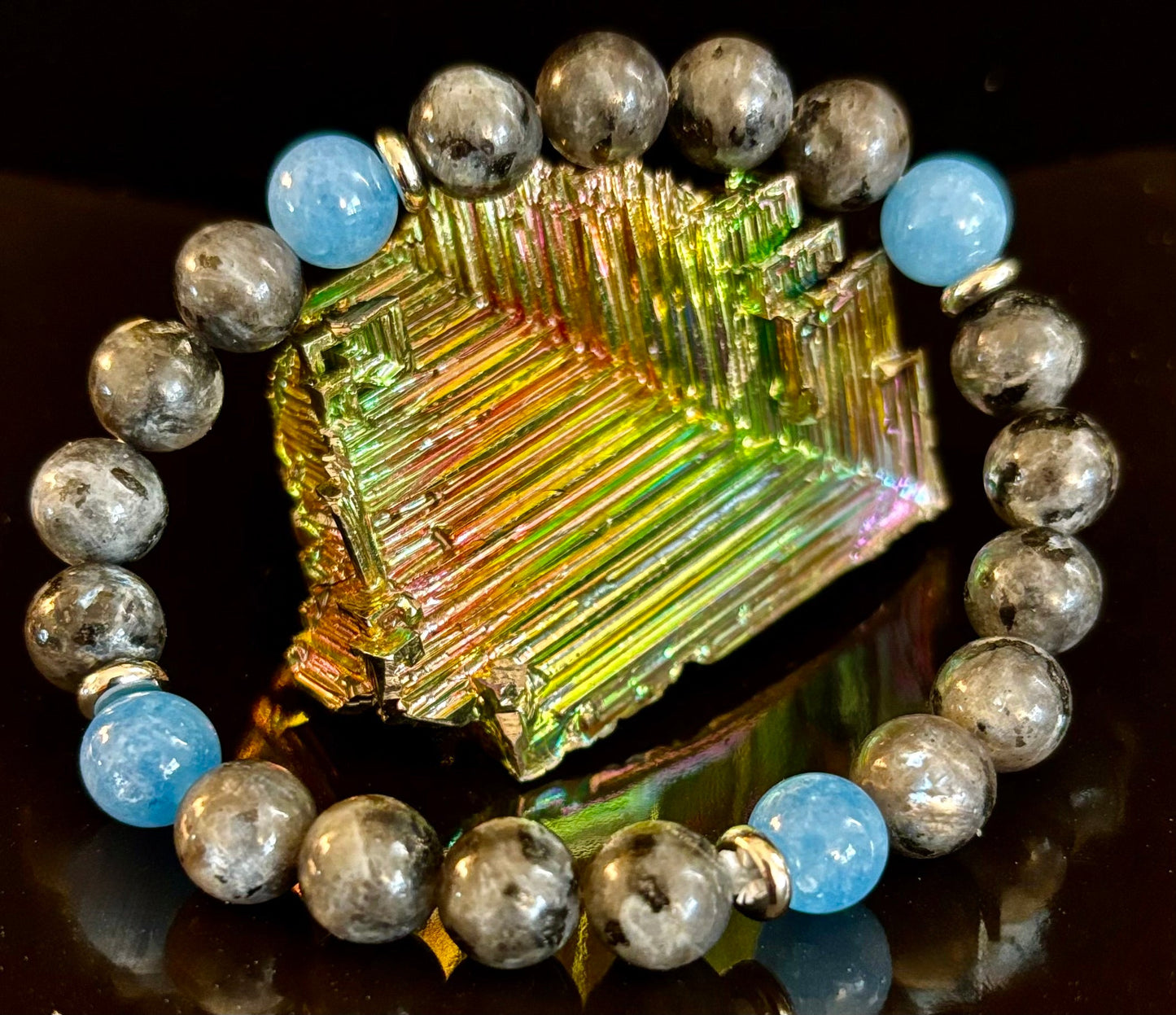 Black Labradorite & Aquamarine Beaded Bracelet – Protection, Calm & Clarity