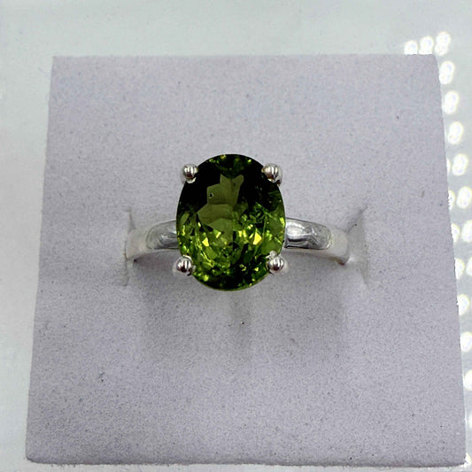 Sterling Silver Faceted Oval Peridot Ring - Size 7 -Positivity, Growth & Renewal
