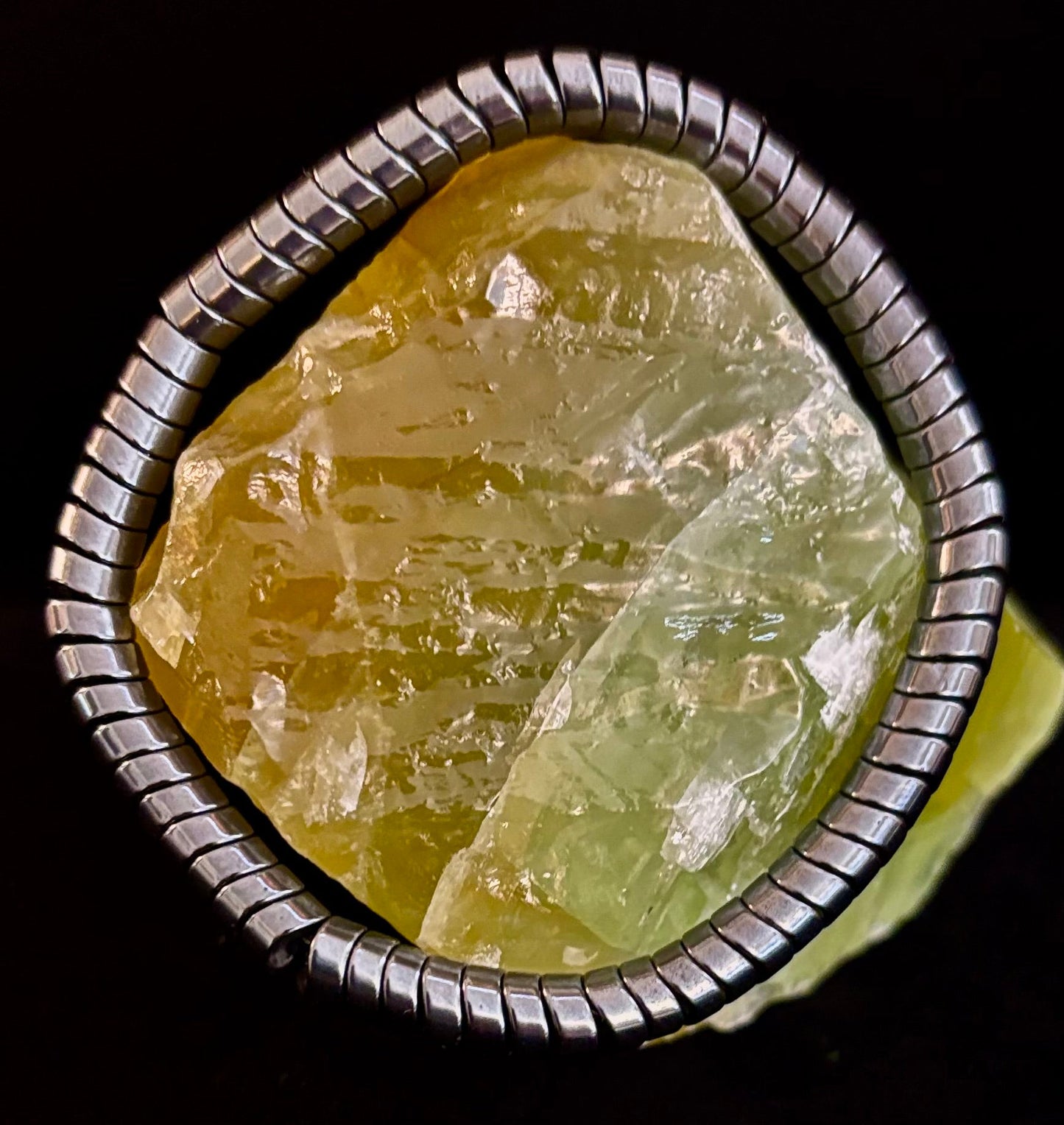 🐍 Snake Bone Style Hematite Bracelet – Bold & Modern Power Piece