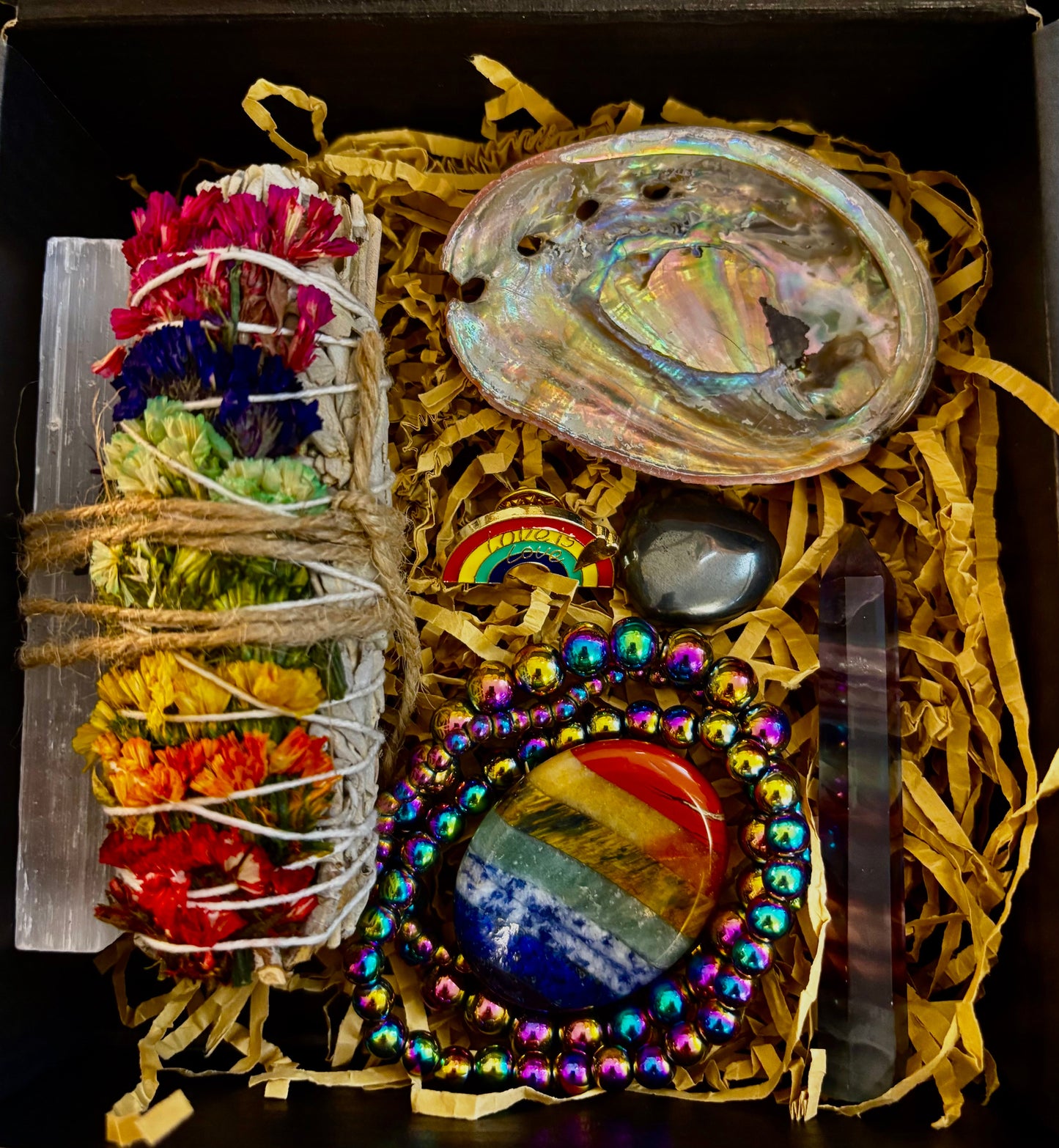 🌈 Love & Light Energy Gift Box – Rainbow Healing & Protection Set 🌈