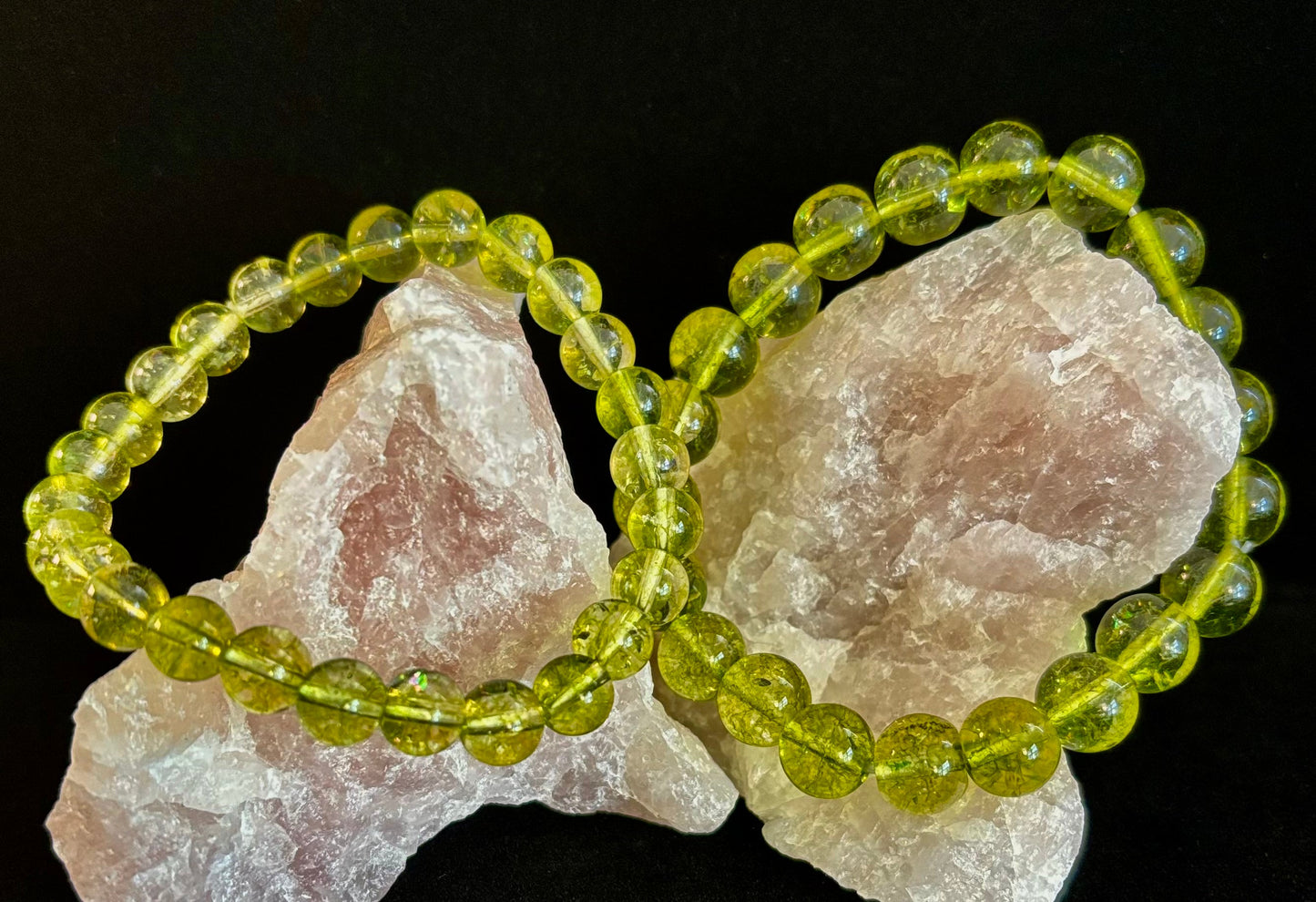 Green Peridot Healing Bracelet – 8mm or 10mm Beads for Abundance, Growth & Emotional Clarity