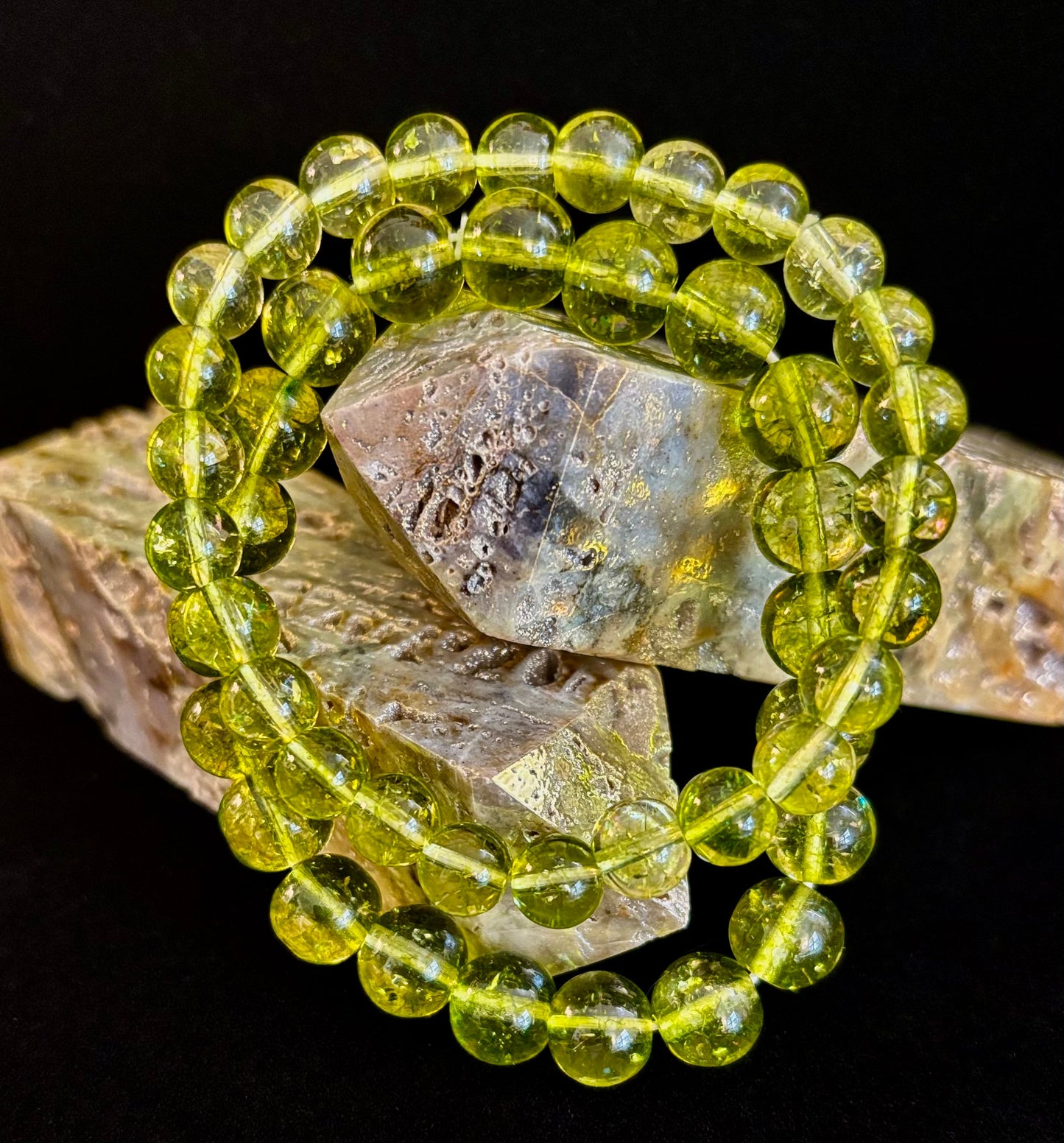 Green Peridot Healing Bracelet – 8mm or 10mm Beads for Abundance, Growth & Emotional Clarity