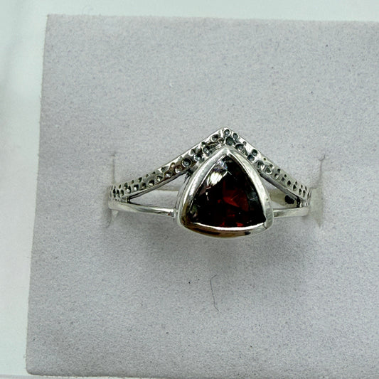 Sterling Silver Trillion Garnet Open-Frame Ring – Size 7 – Passion, Strength & Grounding