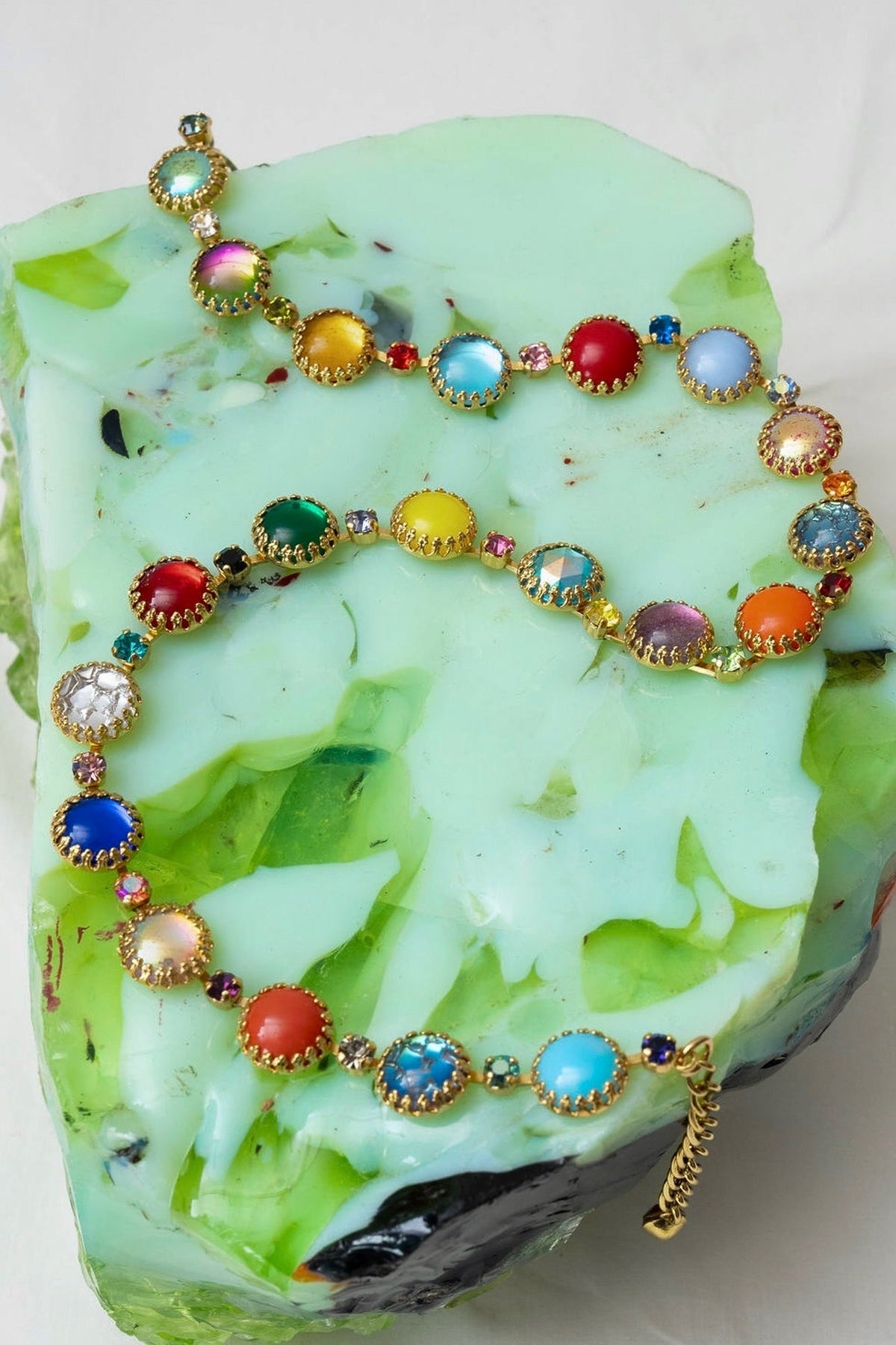 Layering Choker in Paint Pot (Gold)