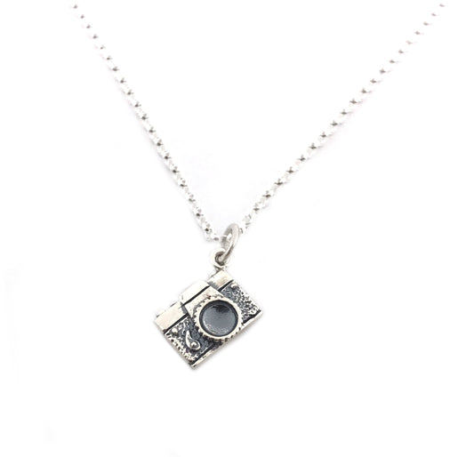 Sterling Silver Vintage Camera Necklace – Photographer Gift