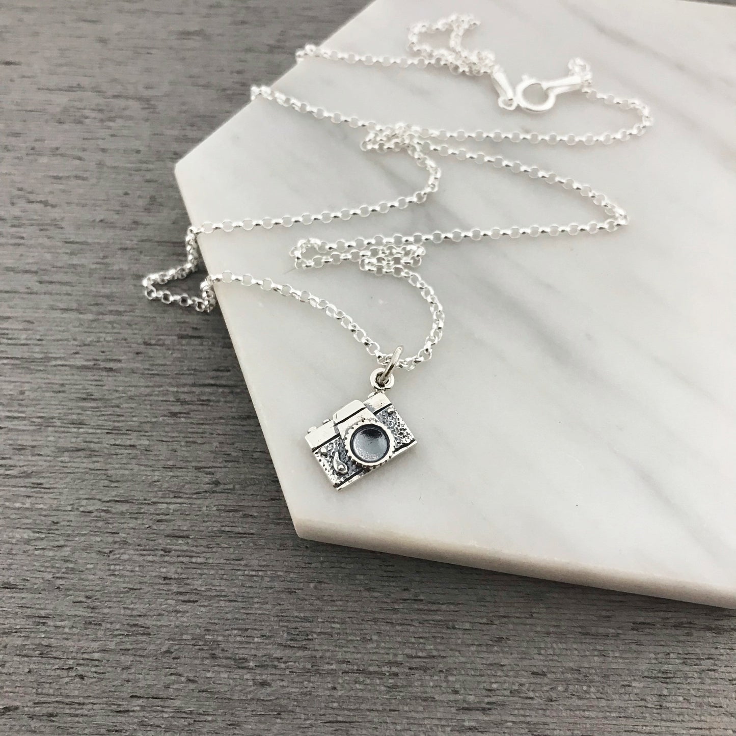 Sterling Silver Vintage Camera Necklace – Photographer Gift