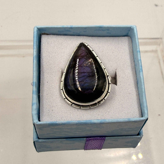 Sterling Silver Lined Teardrop Spectrolite Ring - Size 10 -Intuition, Protection & Illumination