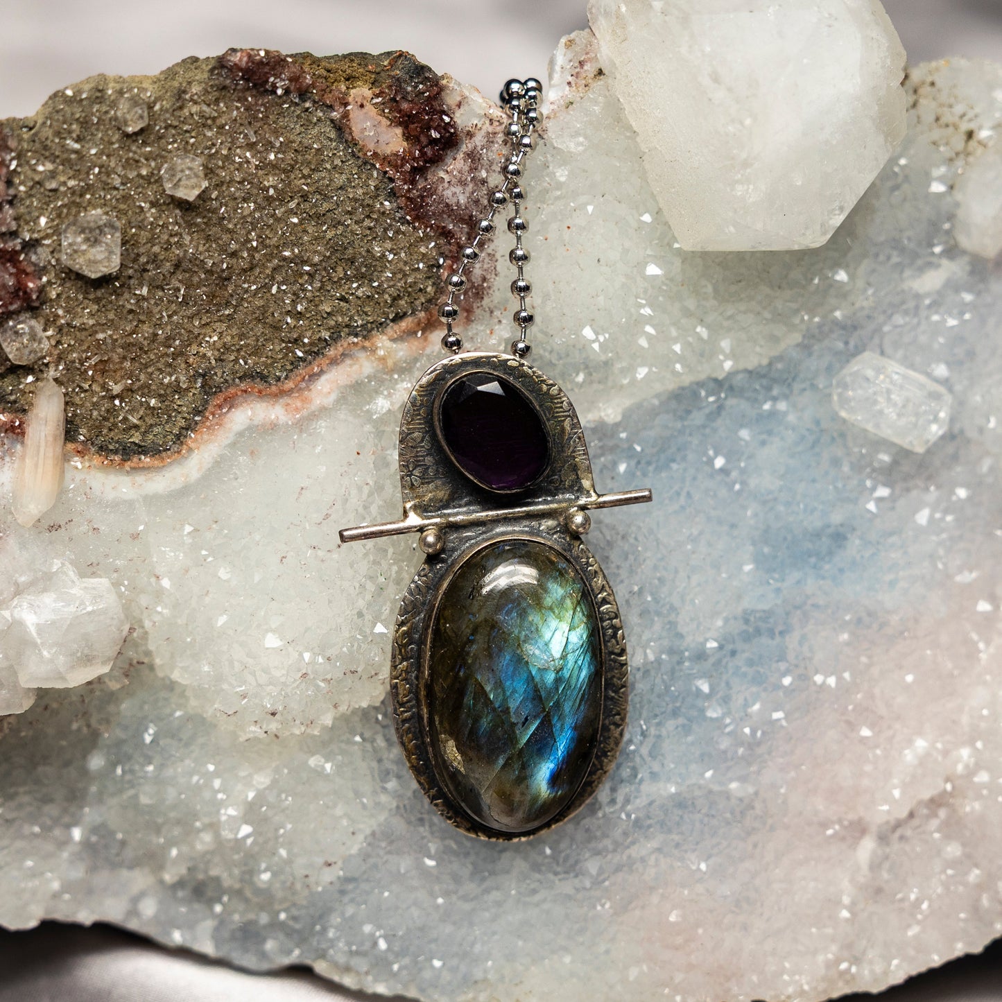 Labradorite On 925 Silver Pendant