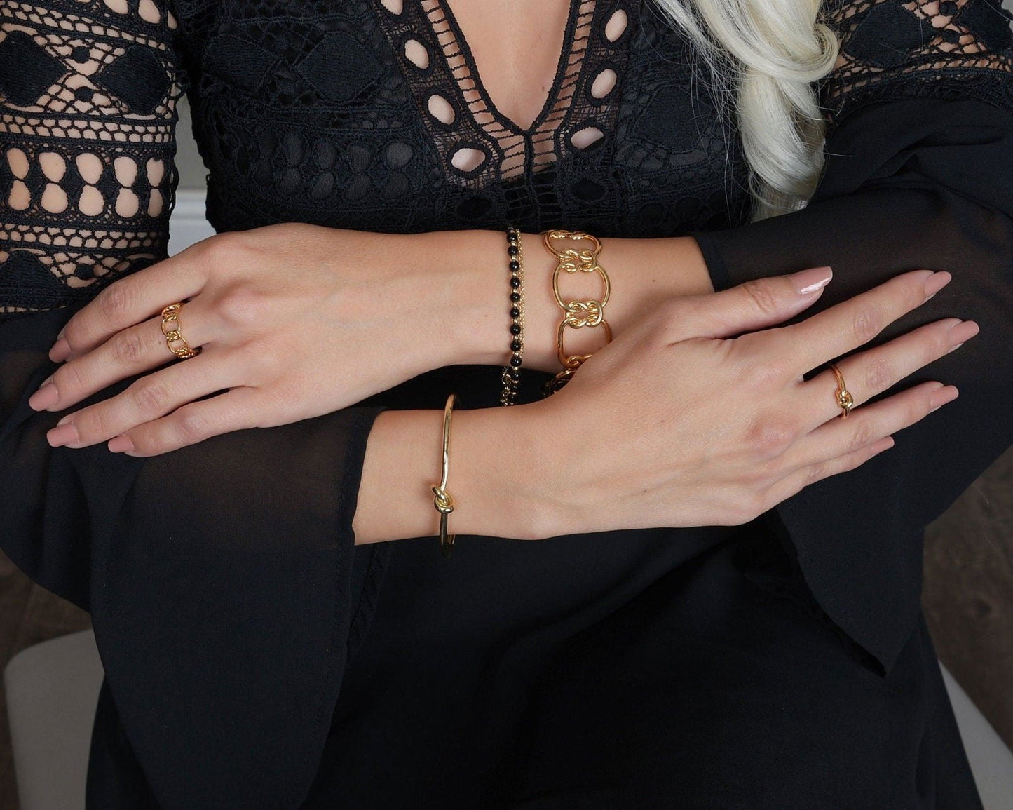 Dainty Love Knot Bracelet