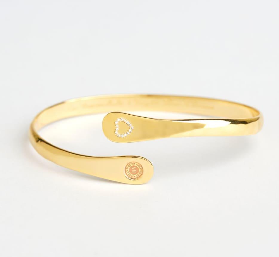 Engraved Mother Daughter Bracelets- Engraved Love Between Mother and Daughter Knows No Distance Bracelet