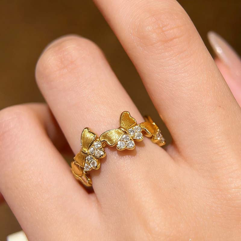 Antique Style Gold Brushed Diamond Fairy Butterfly Design Light Luxury Ring