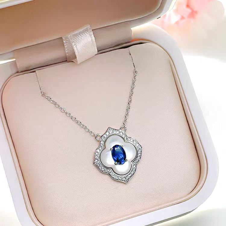Affordable Fresh Four-leaf Clover Fritillary Rhinestone Blue Spinel Elegant Pendants