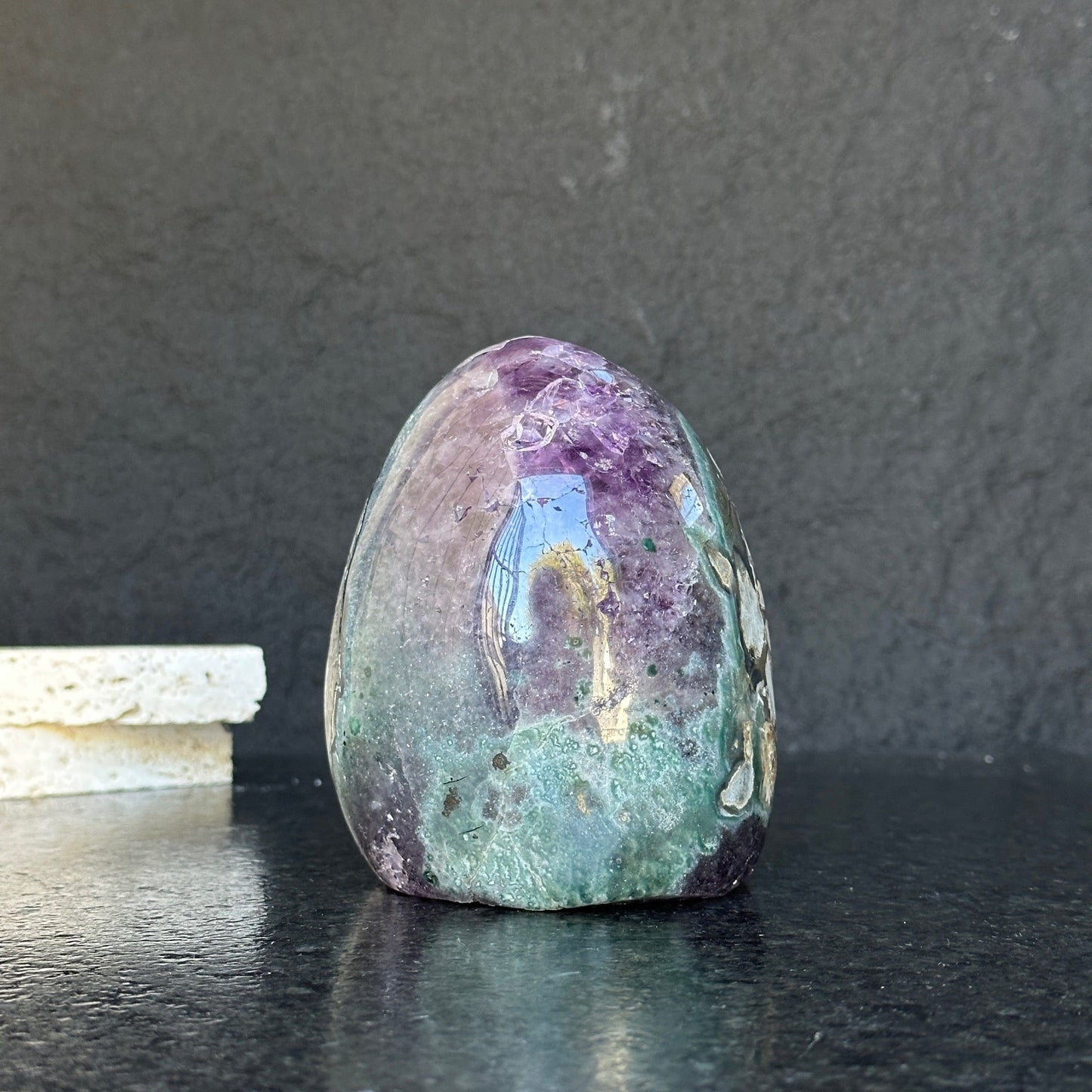 Outstanding Natural Quartz Amethyst Crystal Geode, Amethyst Egg for collectors