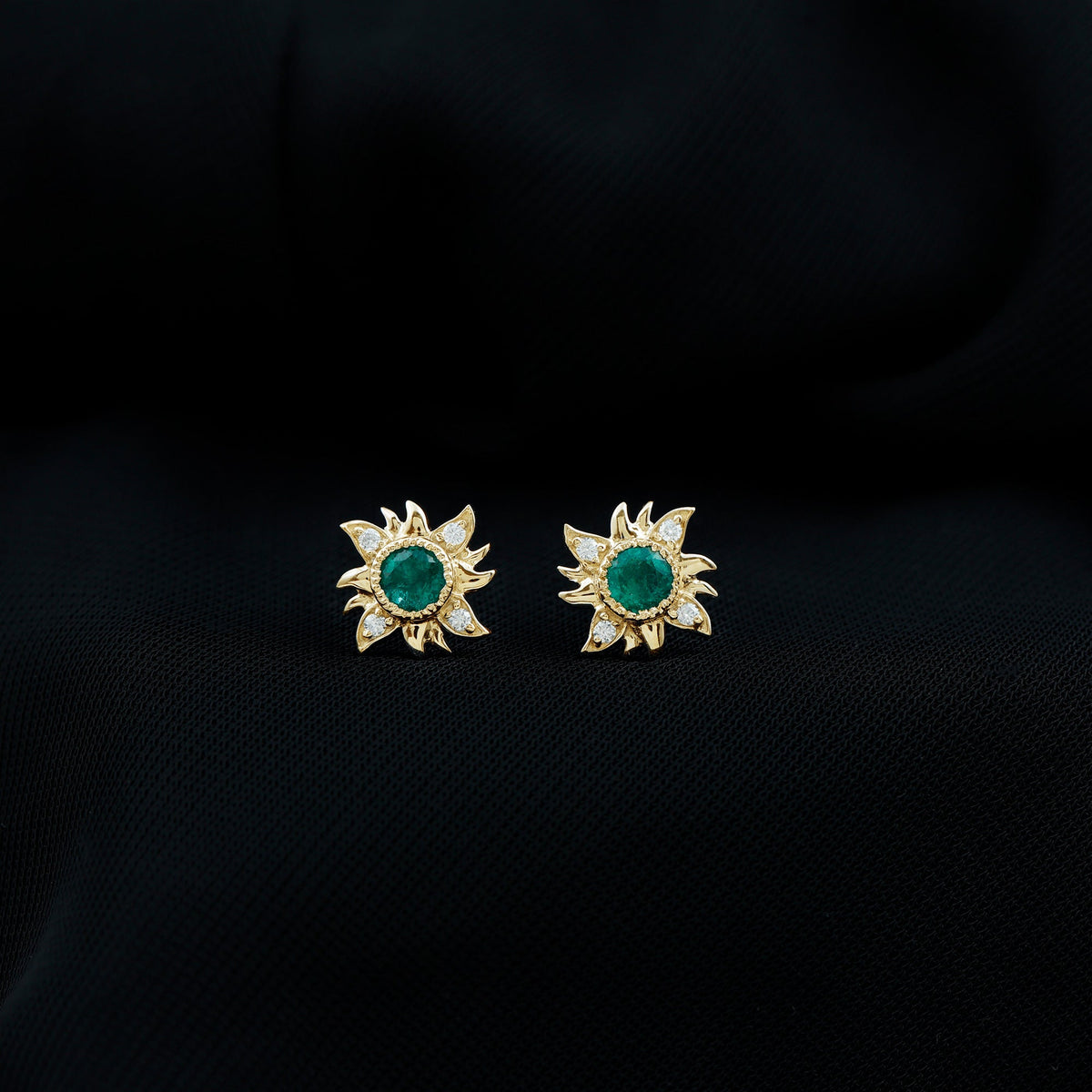 0.99 Carat Round Emerald and Diamond Sunburst Stud Earrings