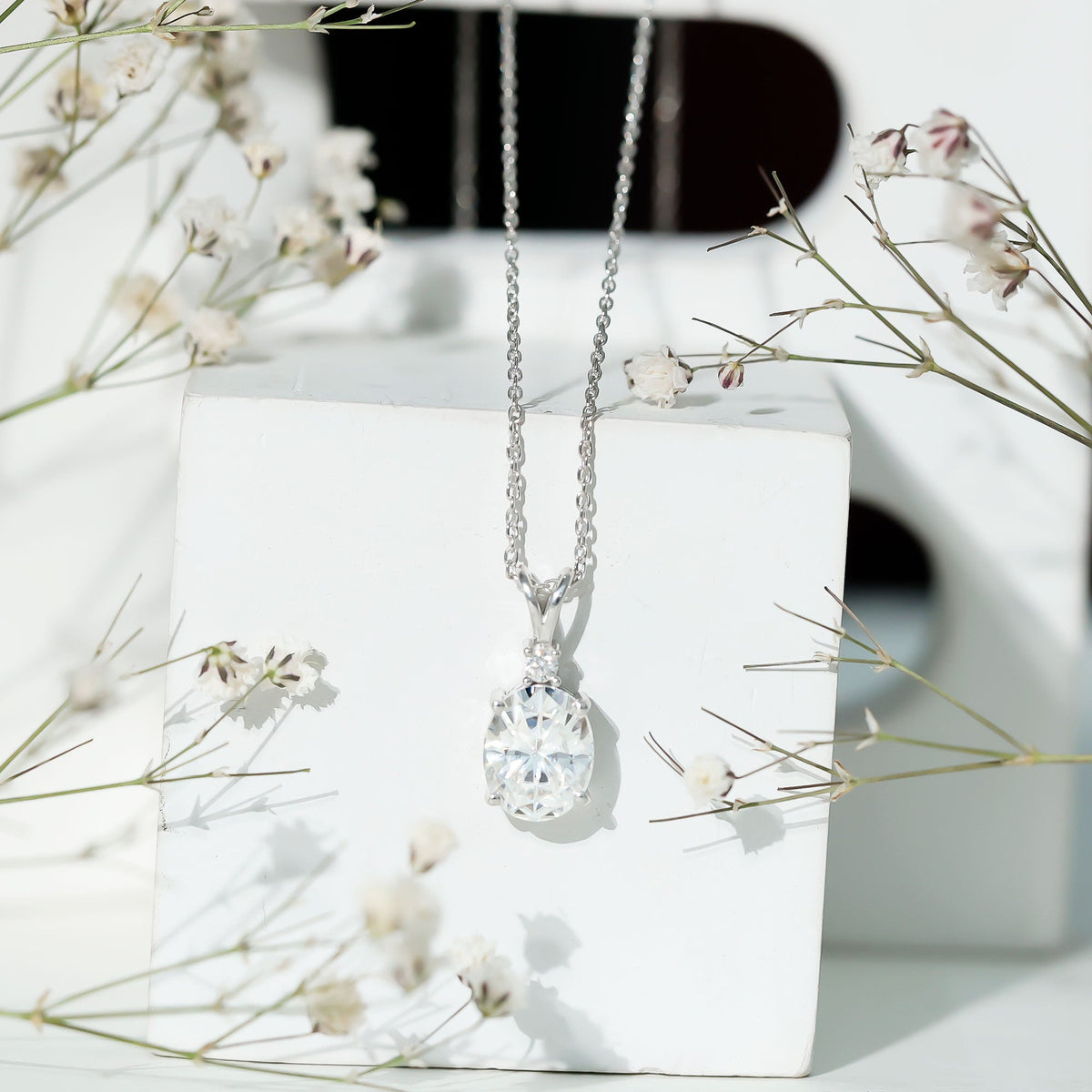 3.5 Carat Oval Moissanite Solitaire Necklace with Silver Chain