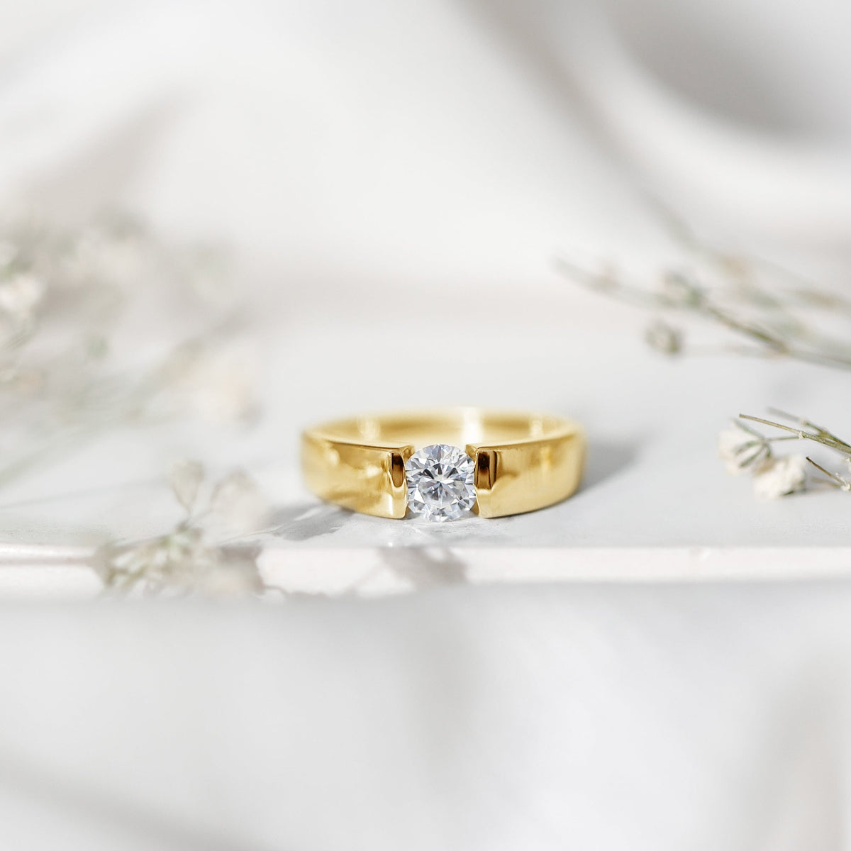 0.4 Carat Tension Mount Set Lab Grown Diamond Solitaire Band Ring