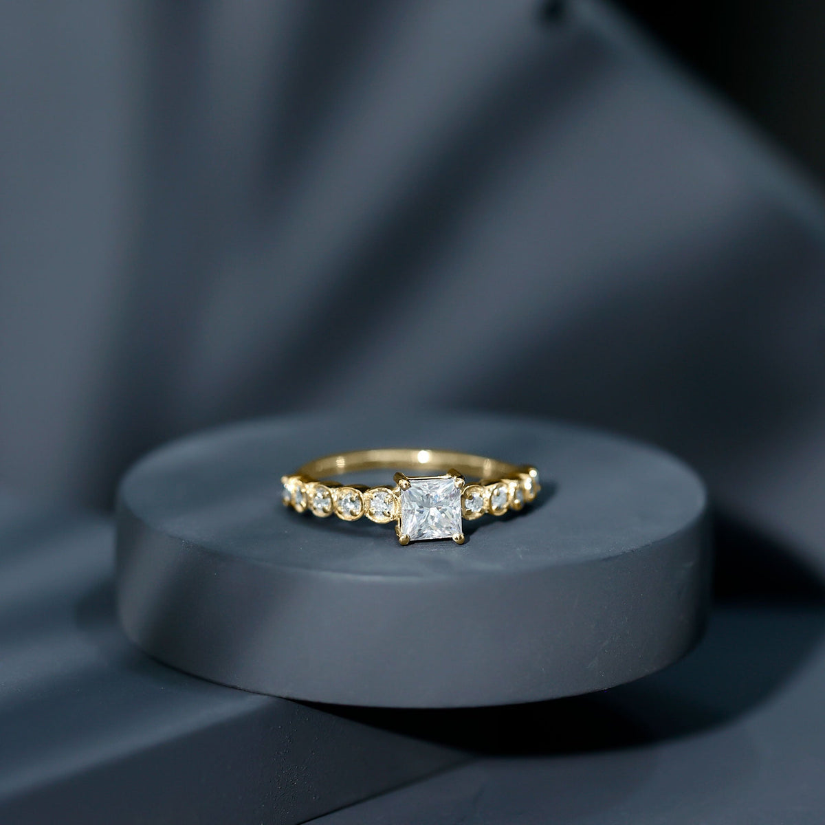 0.8 Carat Lab Grown Diamond Princess Cut Engagement Ring With Side Stones