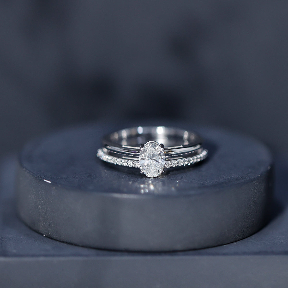 0.75 Carat Oval Cut Diamond Solitaire Double Band Engagement Ring For Her