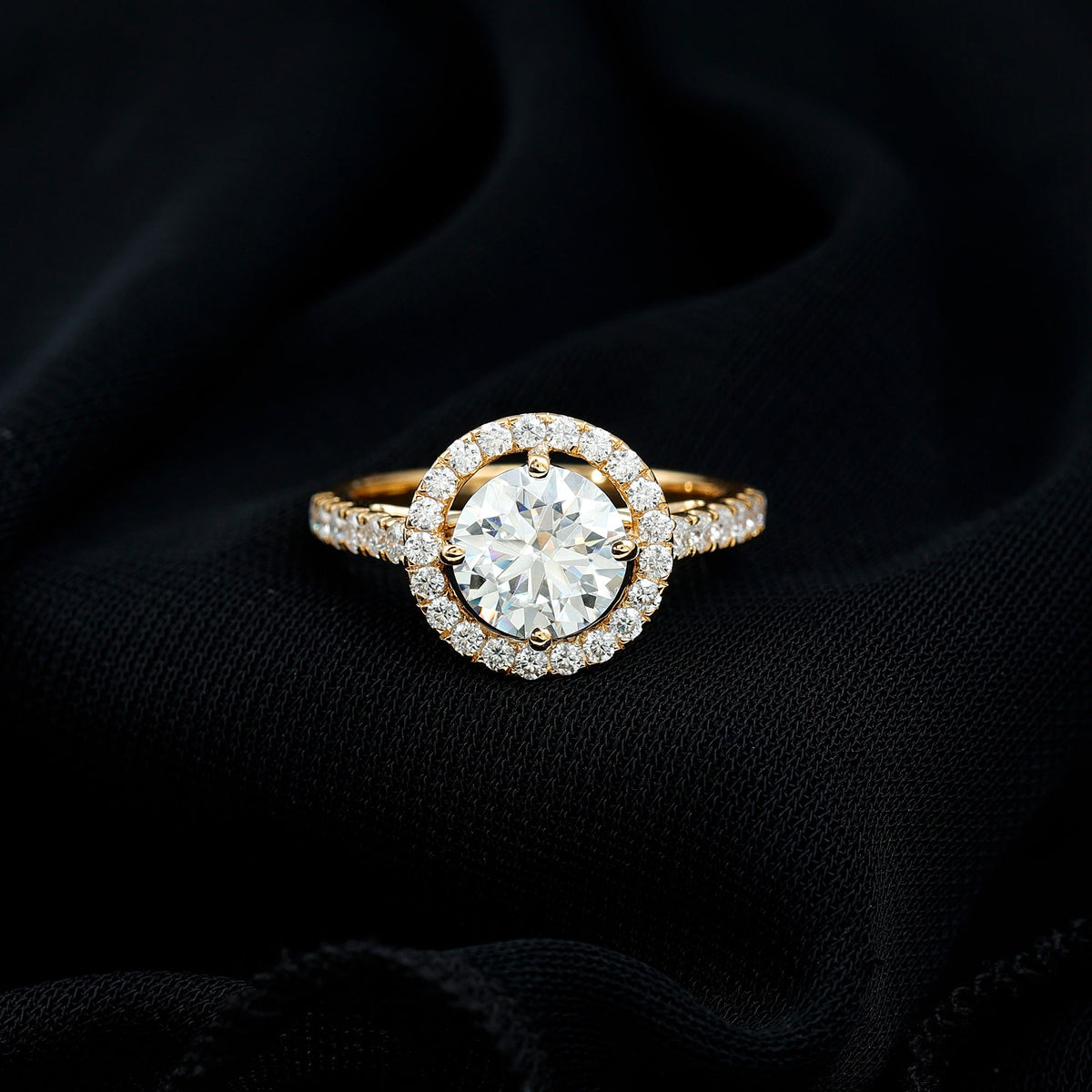 2 Carat Lab Grown Diamond Circle Engagement Ring