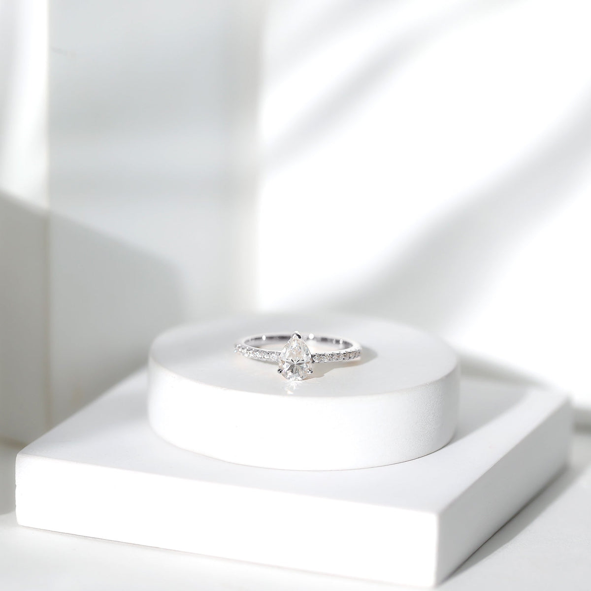 0.6 Carat Pear Cut Lab Grown Diamond Engagement Ring
