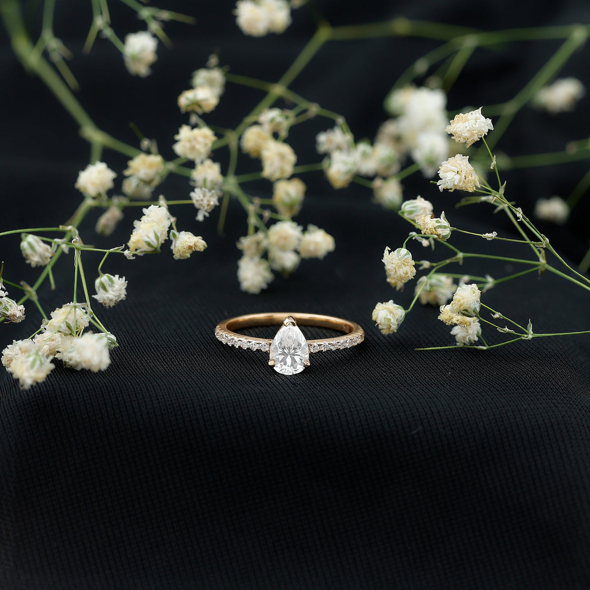 0.6 Carat Pear Cut Lab Grown Diamond Engagement Ring
