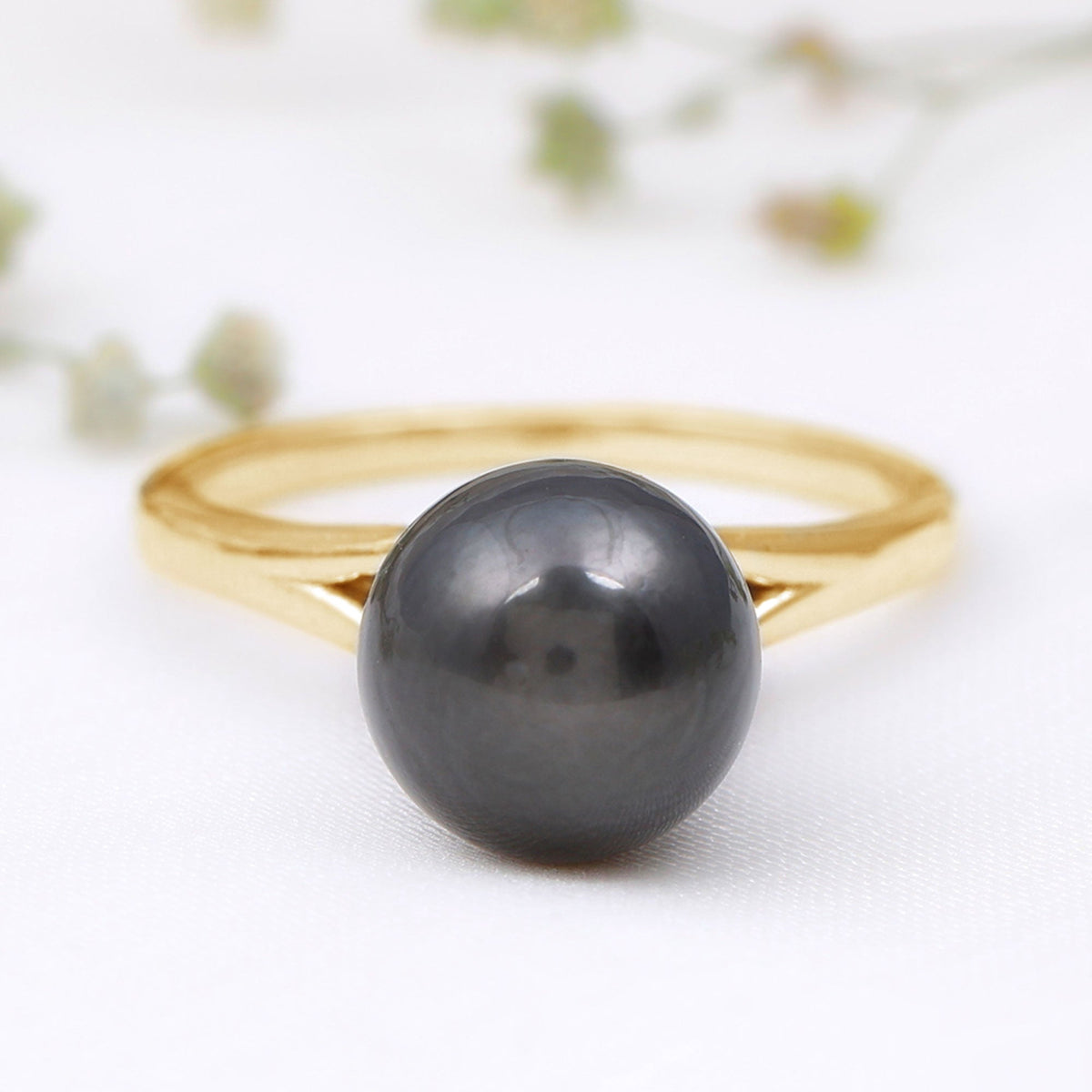 7.5 Carat Tahitian Black Pearl Engagement Ring with Split Shank