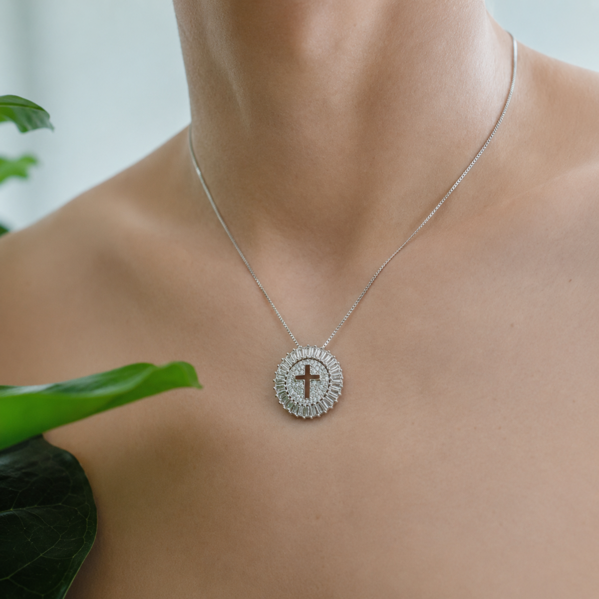 Shine Circle Cross Necklace