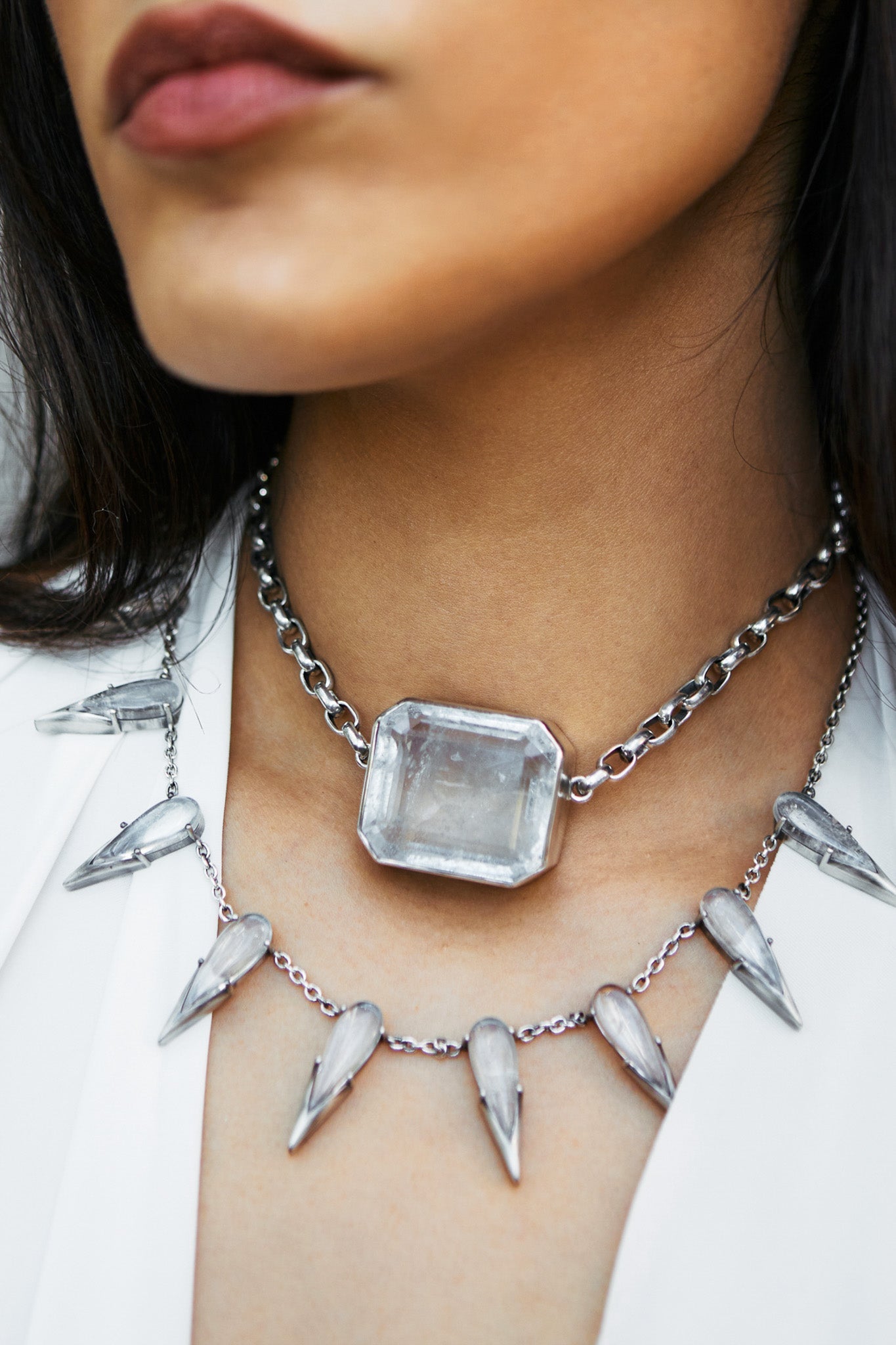 Square Goliath Choker in Striated Crystal (Silver)