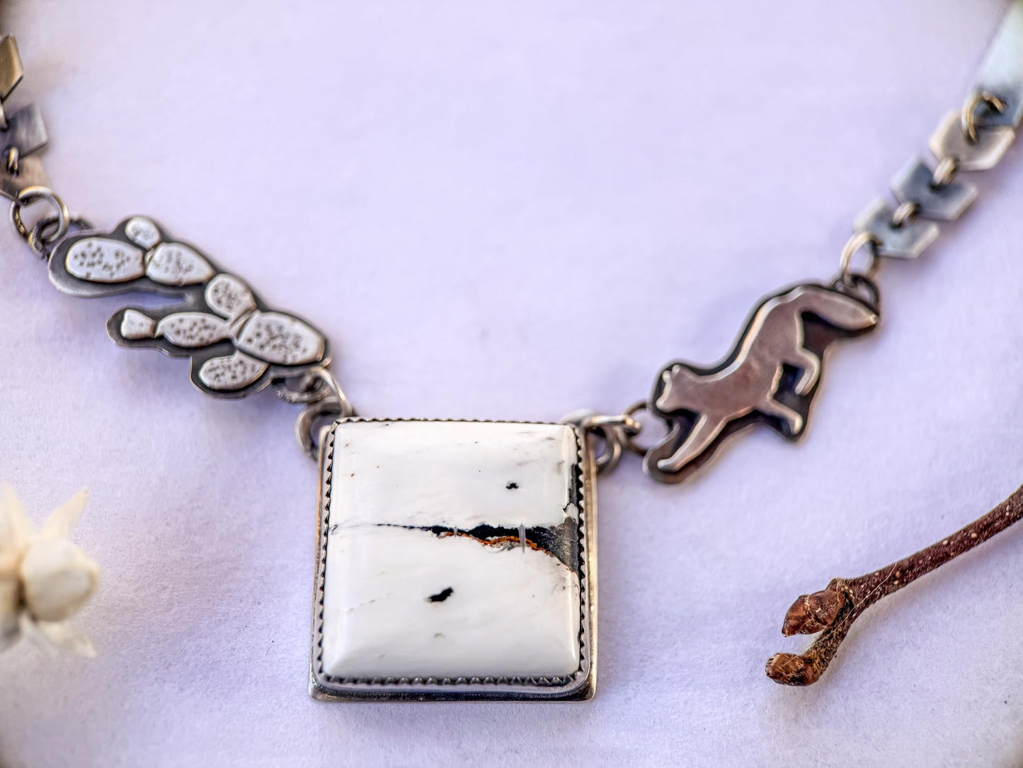 White Buffalo Necklace with Fox and Cactus | Stand Collection