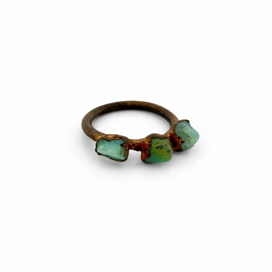 Chrysoprase Trio Ring – Electroformed Copper Ring – Raw Stone Statement Ring – Size 6