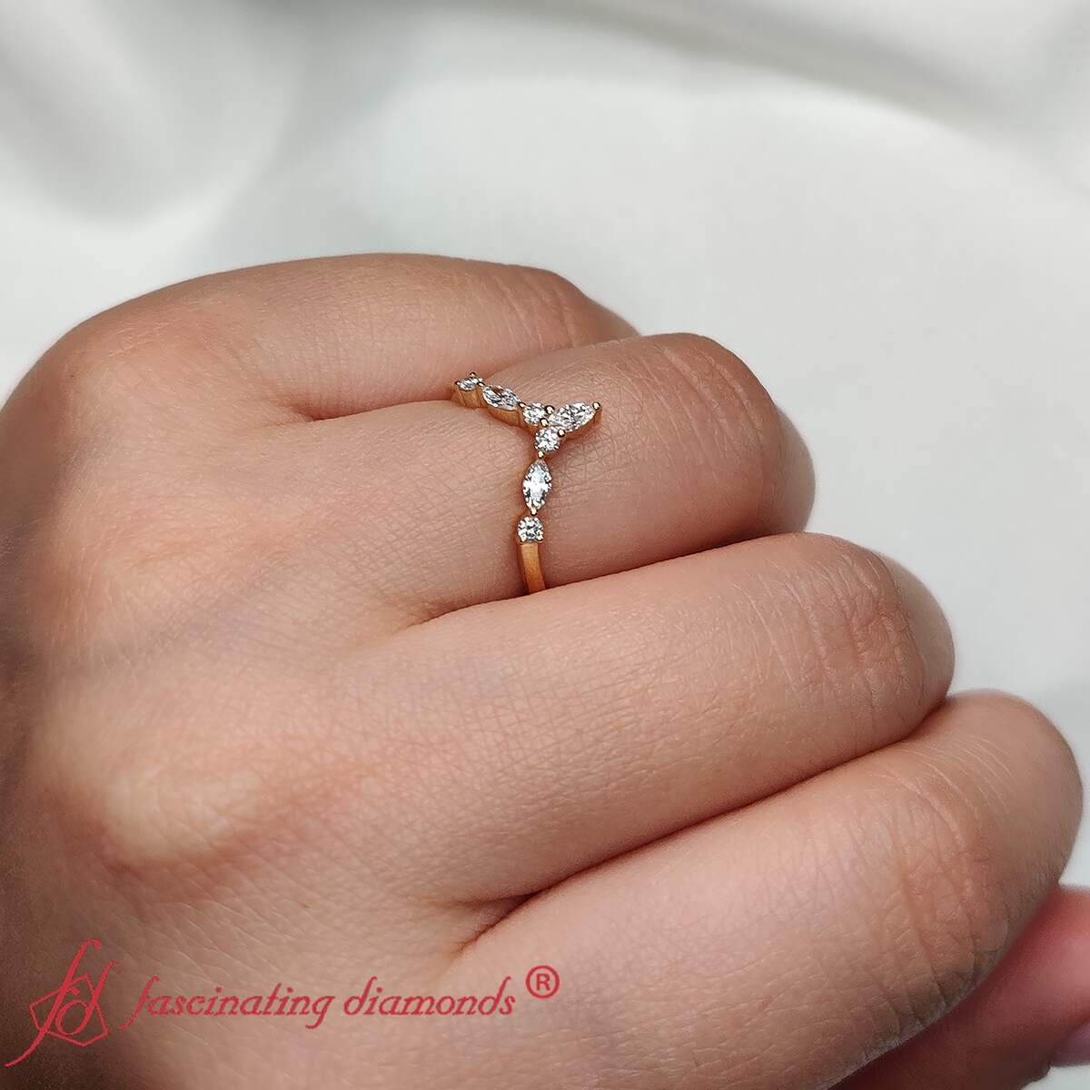Crown Marquise And Round Band