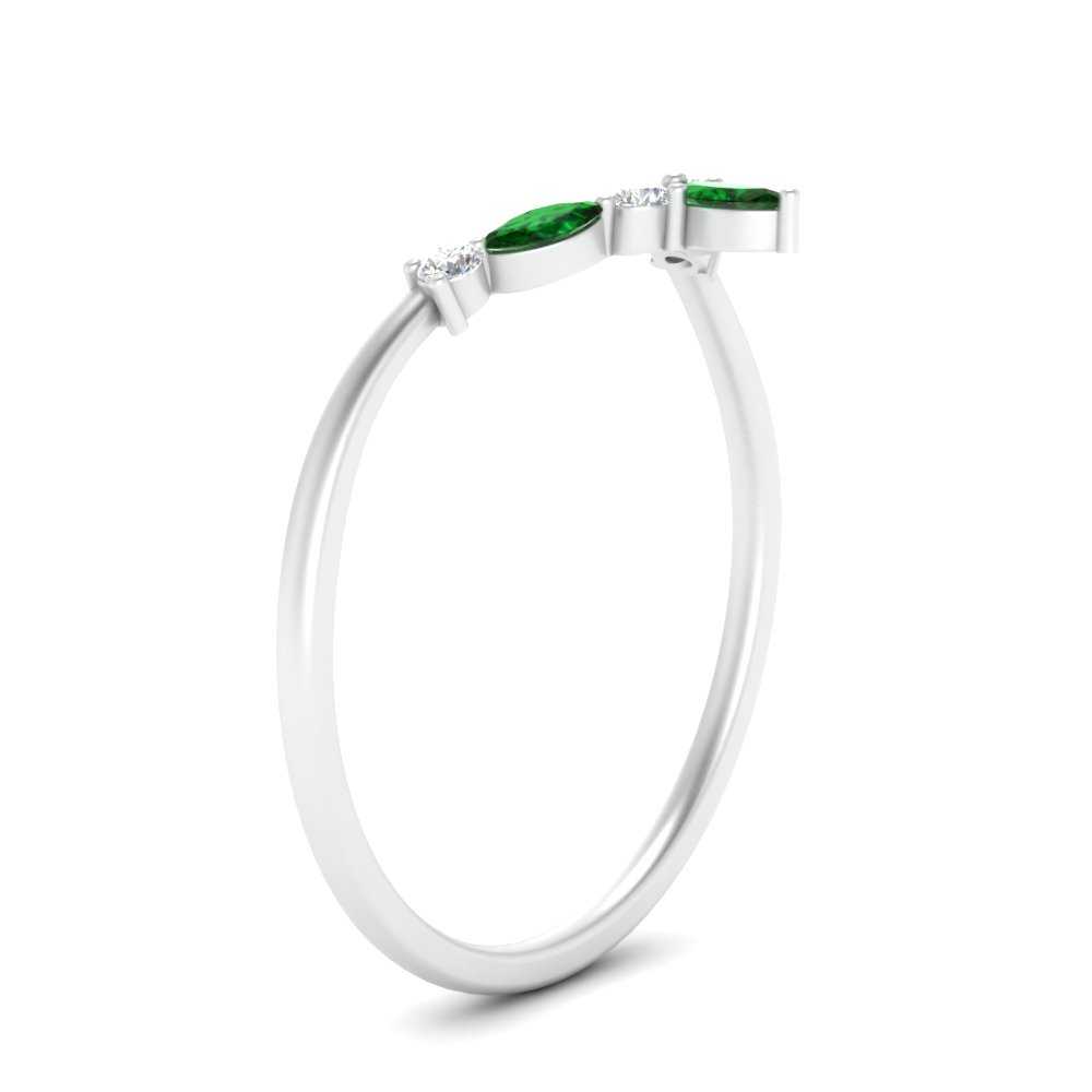 Crown Marquise And Round Band