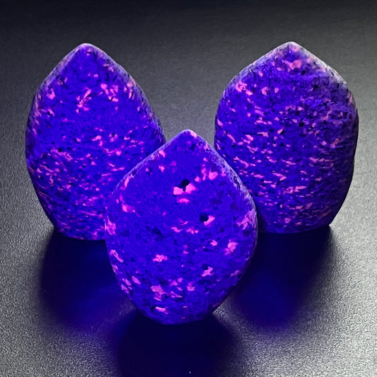 Syenite Flame Standing Tower (UV Reactive) Carving Wholesale