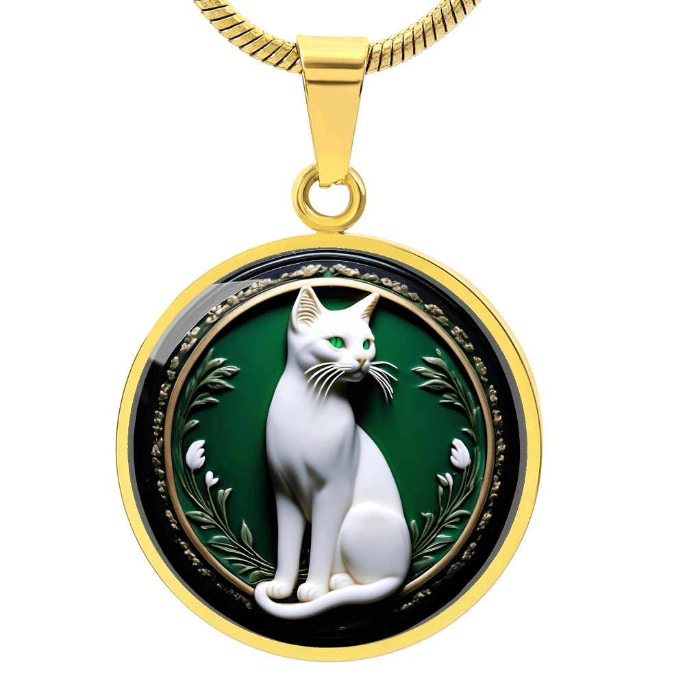 Elegant Green Eyed Cat Cameo Necklace