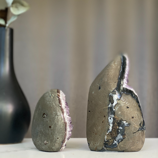 Amethyst flame set for home decor