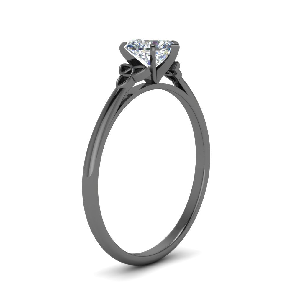 Intertwined Knot Heart Shaped Celtic Solitaire Engagement Ring