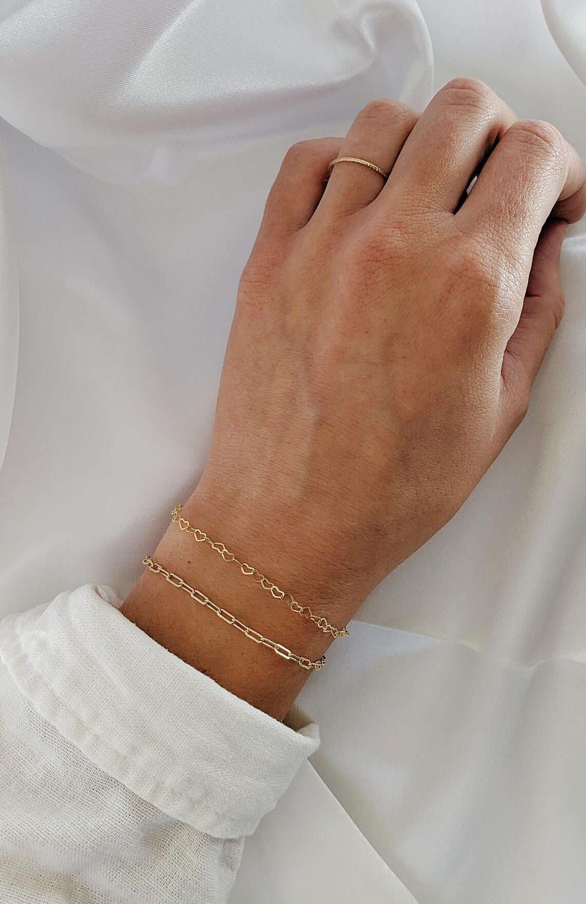 Dainty Sterling Silver Heart Chain Bracelet – Minimalist Jewelry