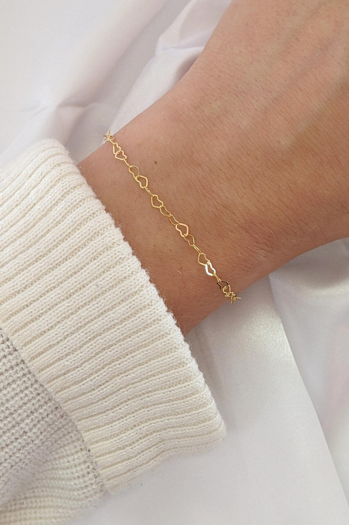 Dainty Gold Filled Heart Chain Bracelet – Minimalist, Made to Order, Custom Length