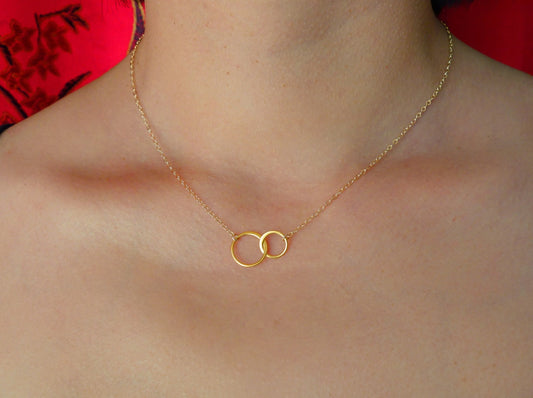 Two Linked Gold Circles Necklace – 18" Chain